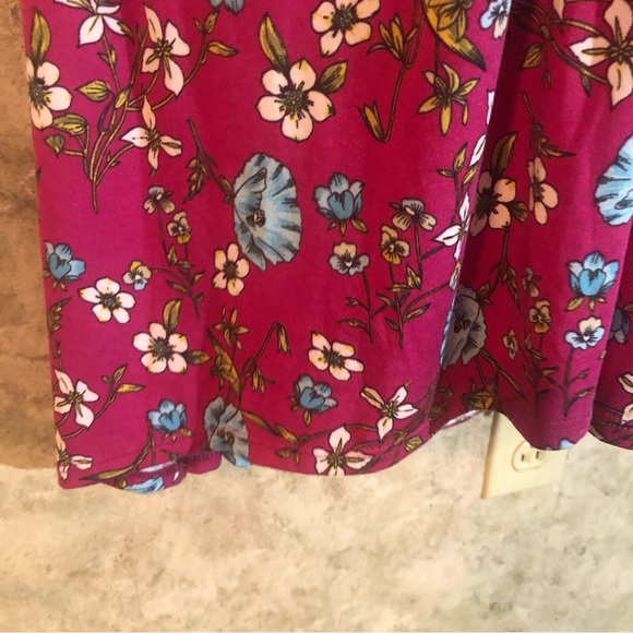 Secret Treasures Floral-Lace Back Nightgown - Picture 9 of 11